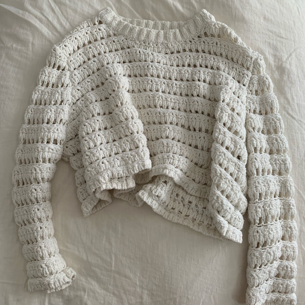 ASTR the label, knit white sweater